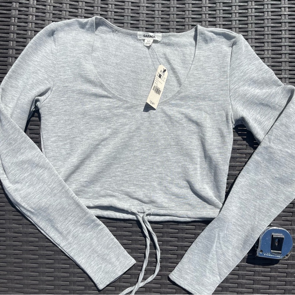 Garage women’s S/P gray long sleeve cropped tie top